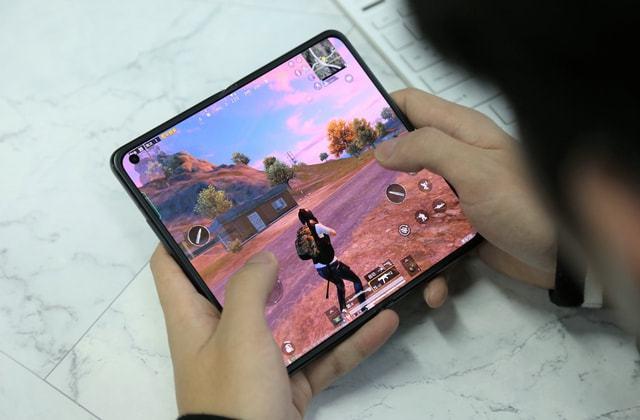 和平精英辅助【火海直装V1.0】超变态功能 人物变大加速跳远 载具加速 人物枪械美化 无后坐力  开火自瞄 超广角视角  聚点防抖 范围追踪